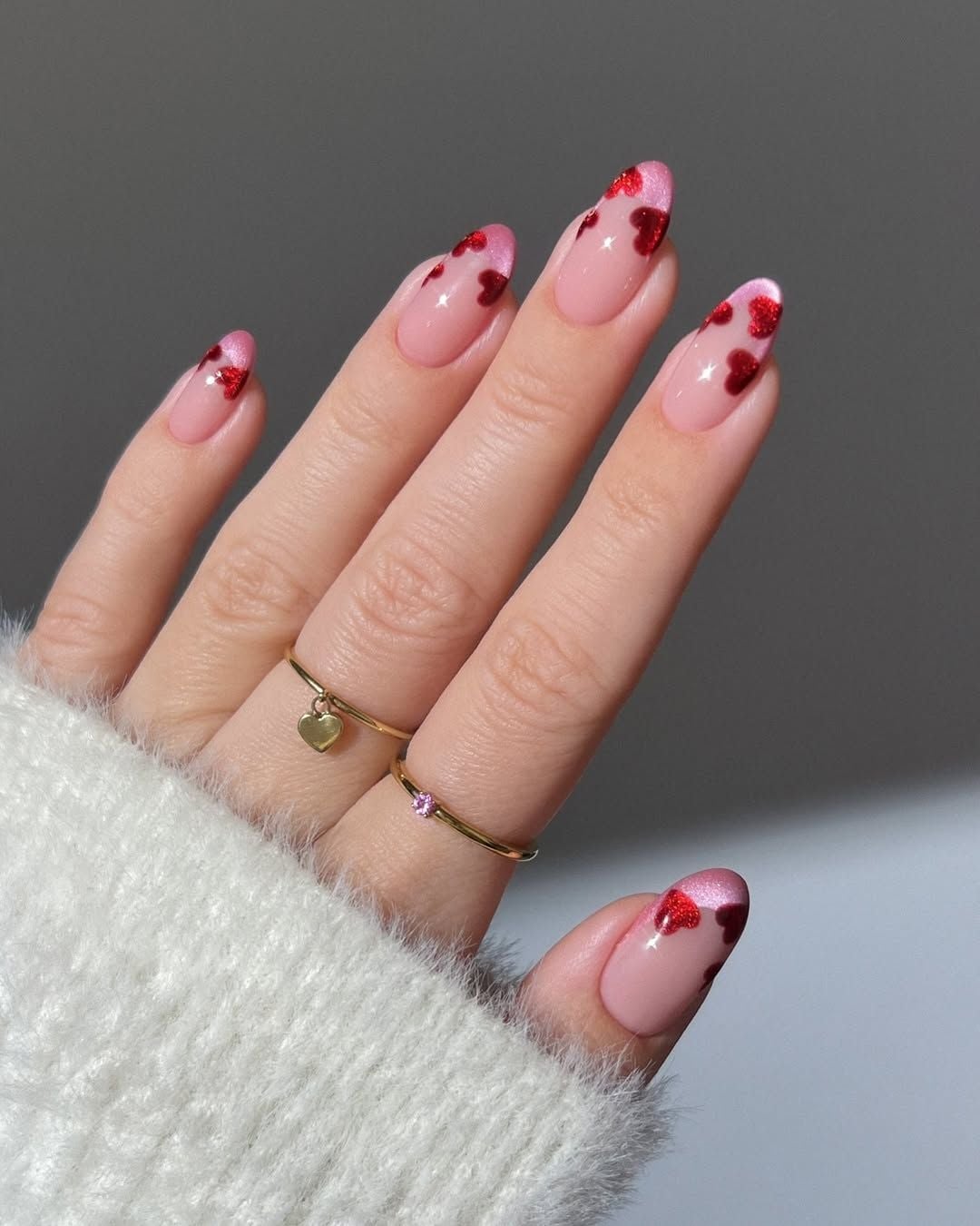 Medium Almond Pink Shimmer with Red Glitter Hearts Medium Almond Pink Shimmer with Red Glitter Hearts — Galentines Nails 2027