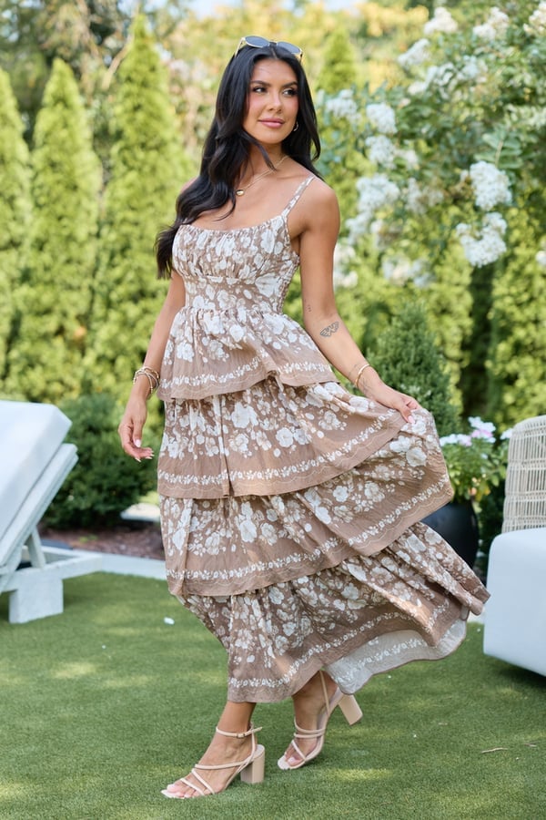 Beige tiered maxi dress with white floral print and spaghetti straps Beige tiered maxi dress with white floral print and spaghetti straps — Garden Party Dresses 2027