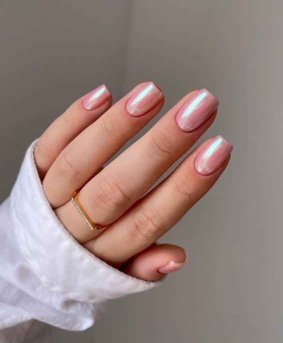 Short Square Milky Chrome Pink Nails, Close-Up Take Short Square Milky Chrome Pink Nails, Close-Up Take — Glazed Donut Nails 2027