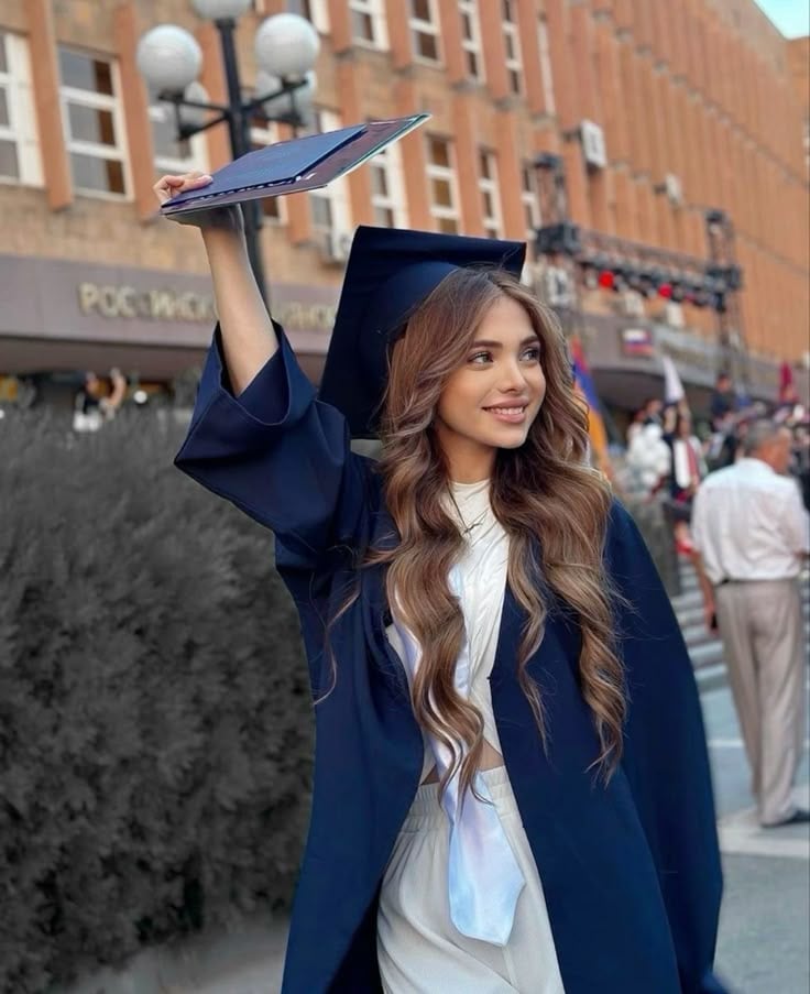 20 Graduation Hairstyles That Pair Perfectly with Your Cap – SL Raw Virgin Hair LLC.