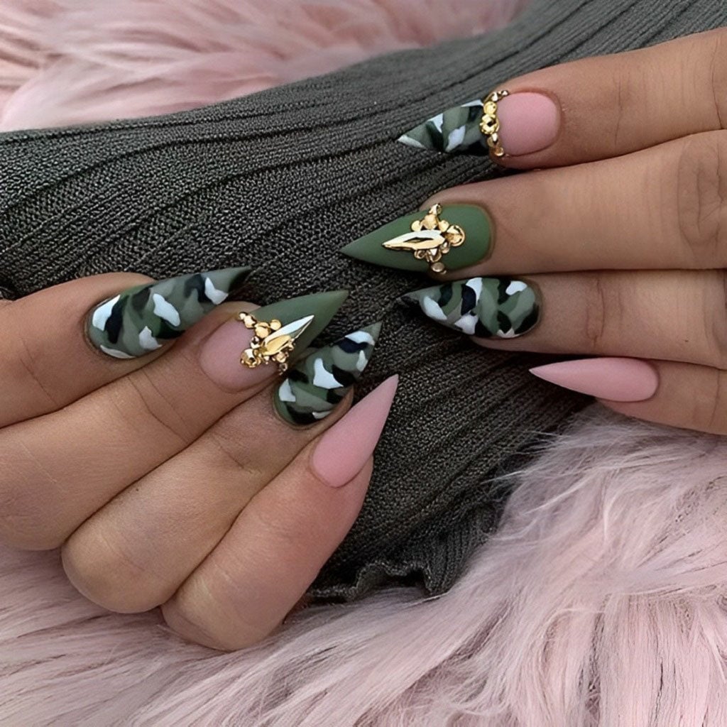 Matte Deep Green and Camo Stiletto Square Nails with Rhinestones Matte Deep Green and Camo Stiletto Square Nails with Rhinestones — Green Camo Nails 2027