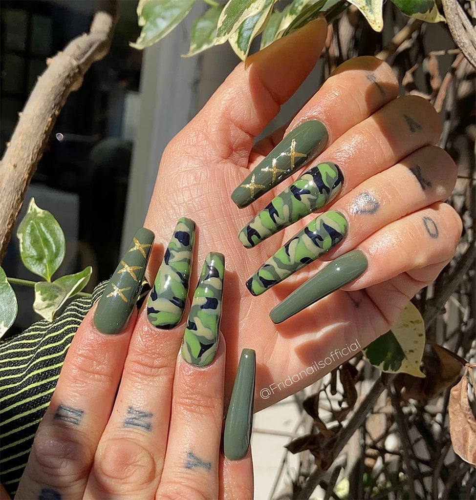 Glossy Olive Black Tan Camouflage Gold X Coffin Nails Glossy Olive Black Tan Camouflage Gold X Coffin Nails — Green Camo Nails 2027