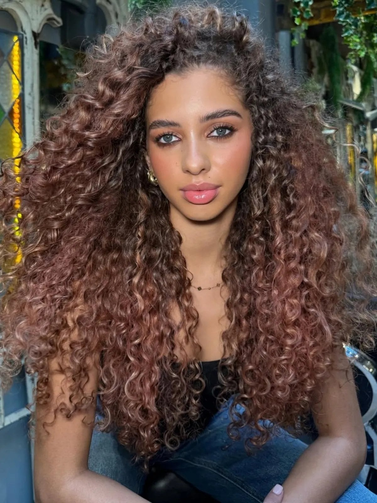 Mid-Back Medium Brown With Rose Gold Highlights Mid-Back Medium Brown With Rose Gold Highlights — Hair Color 2027 for Medium Skin