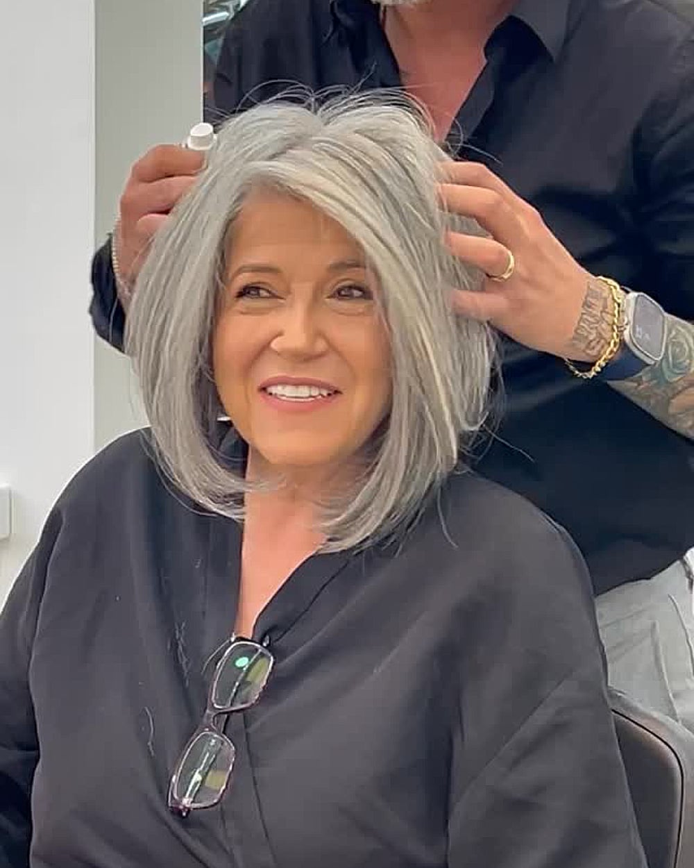 Chin Length Textured Bob With Side Fringe, боковой пробор Chin Length Textured Bob With Side Fringe, боковой пробор — Haircuts 2027 for Women Over 60