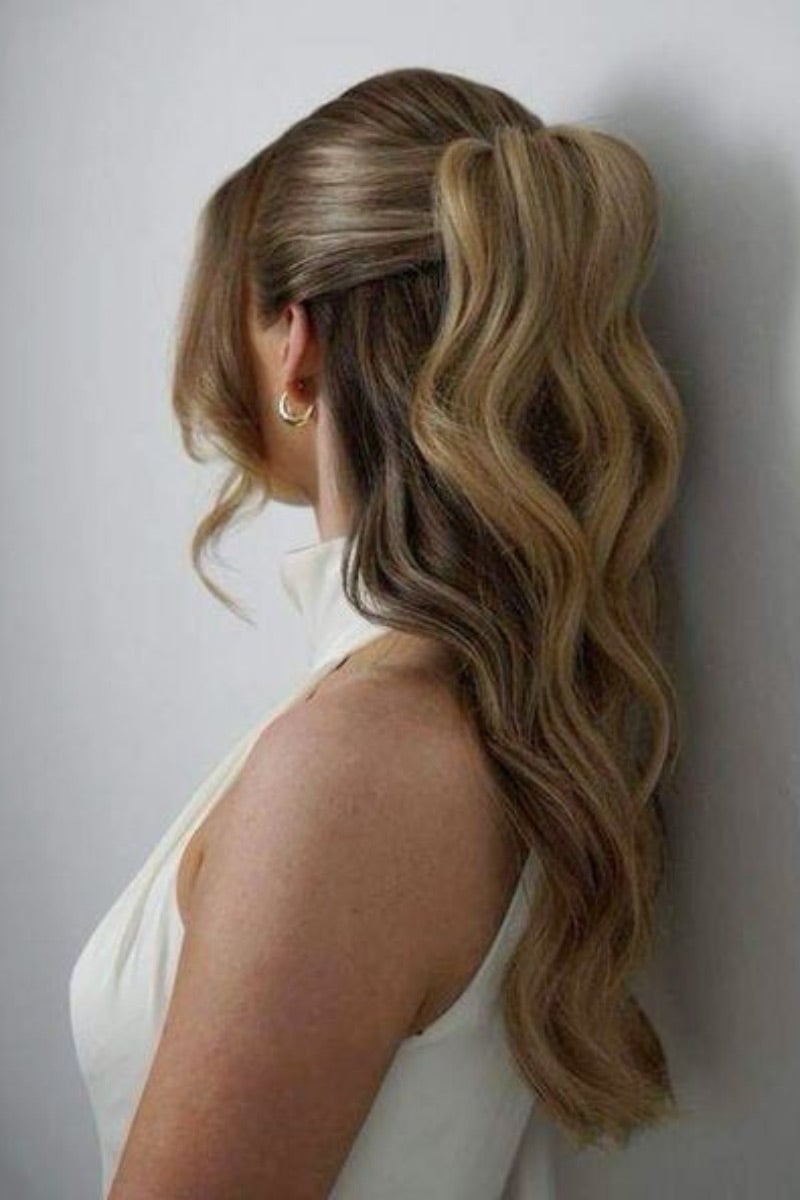 Half-Up Half-Down Blonde Waves Half-Up Half-Down Blonde Waves — Hairstyles 2027 for Long Neck