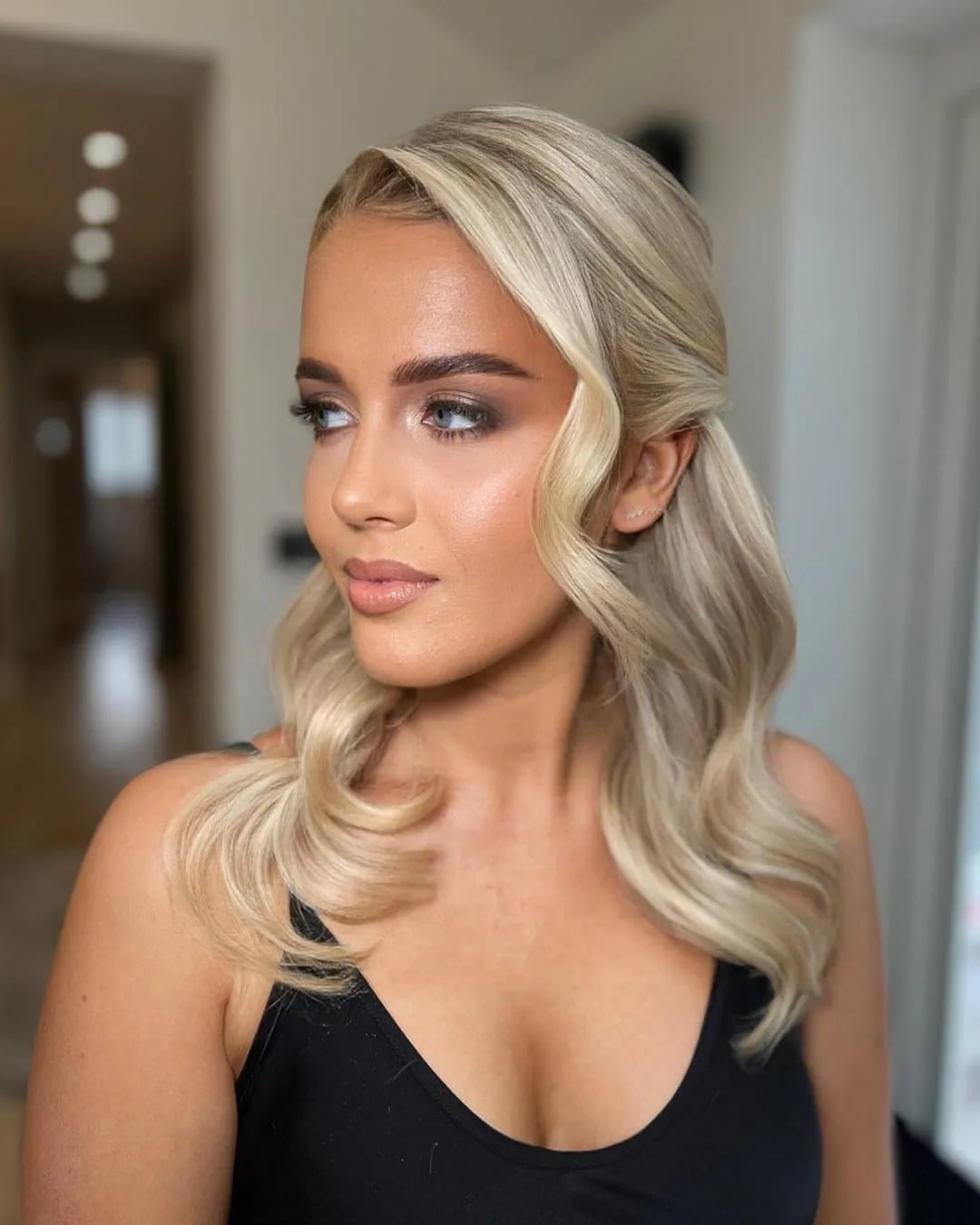 Ash Blonde Shoulder Length Curls Ash Blonde Shoulder Length Curls — Hairstyles 2027 for Long Neck