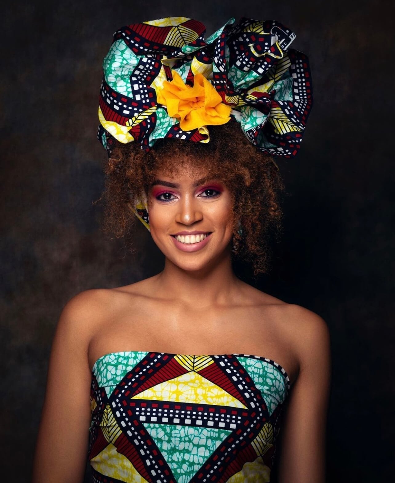 Coily Hair With Oversized Bow Head Wrap Coily Hair With Oversized Bow Head Wrap — Head Wrap Hairstyles 2027