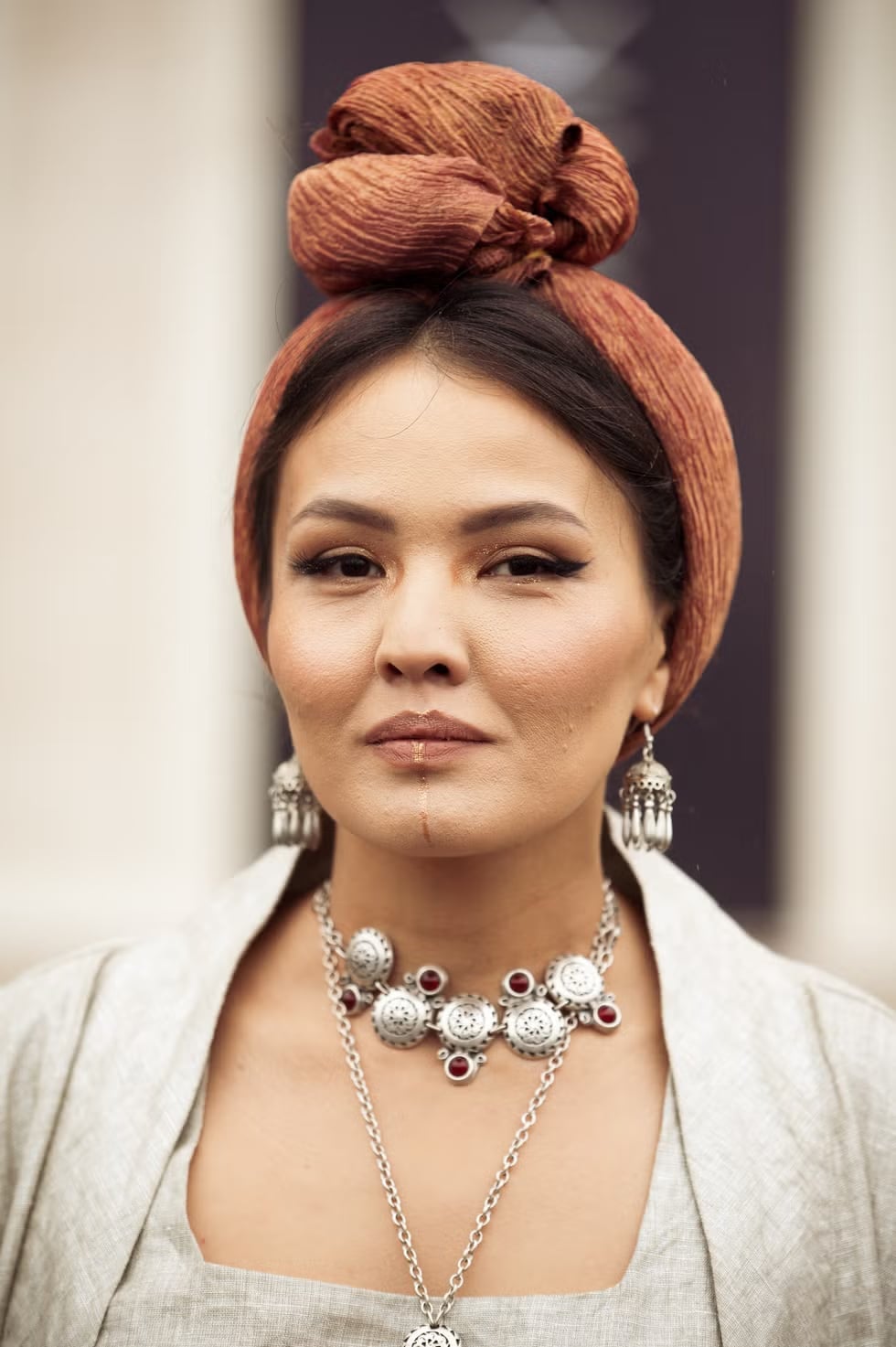 Bob With Patterned Headscarf Knot Bob With Patterned Headscarf Knot — Head Wrap Hairstyles 2027