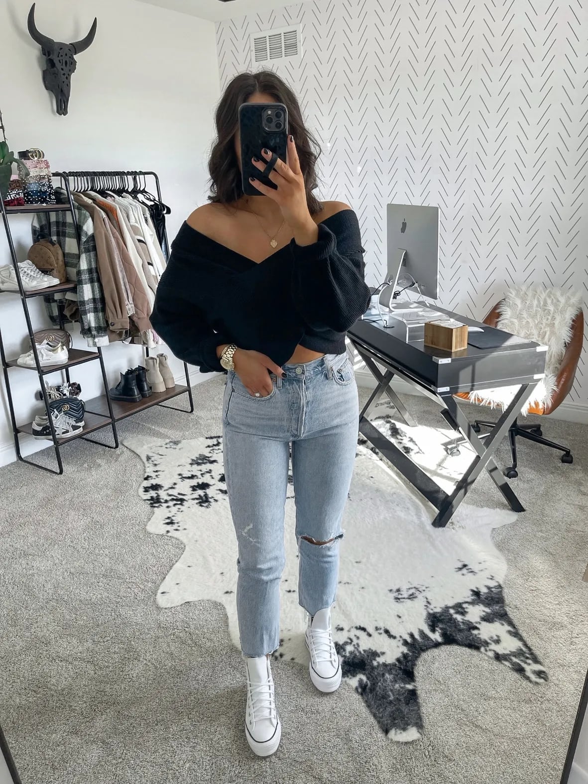 Black Off-Shoulder Sweater With Ripped Jeans Black Off-Shoulder Sweater With Ripped Jeans — High Top Converse Outfits 2027