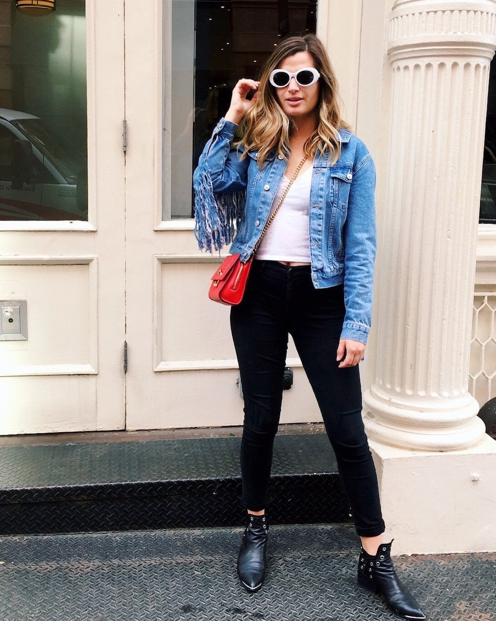 Fringe Detail Denim Jacket With Skinny Jeans Fringe Detail Denim Jacket With Skinny Jeans — Jean Jacket Outfits 2027