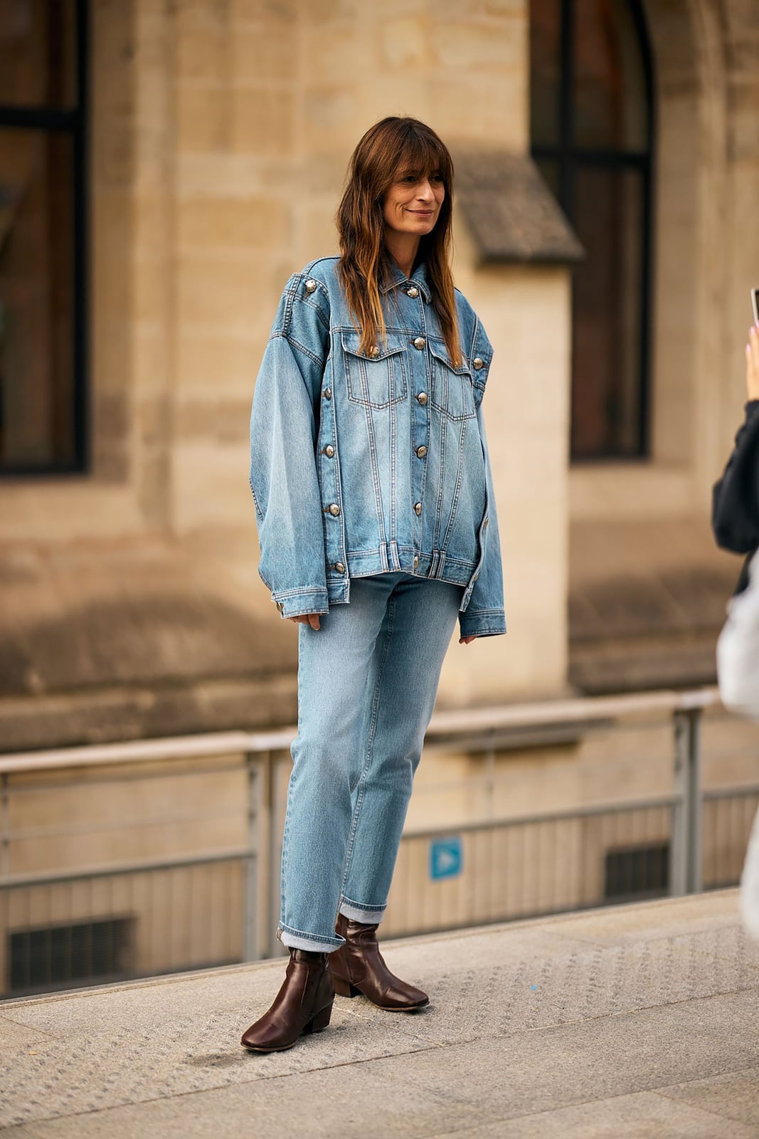 Oversized Denim Jacket With Relaxed Fit Jeans Oversized Denim Jacket With Relaxed Fit Jeans — Jean Jacket Outfits 2027
