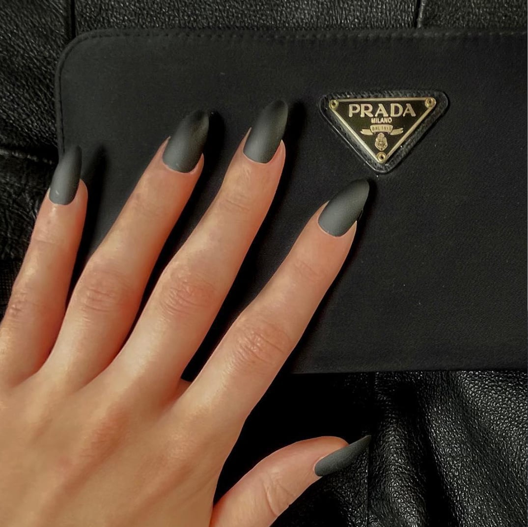 Velvety Matte Black Short Almond Nails Velvety Matte Black Short Almond Nails — Jet Black Nails 2027