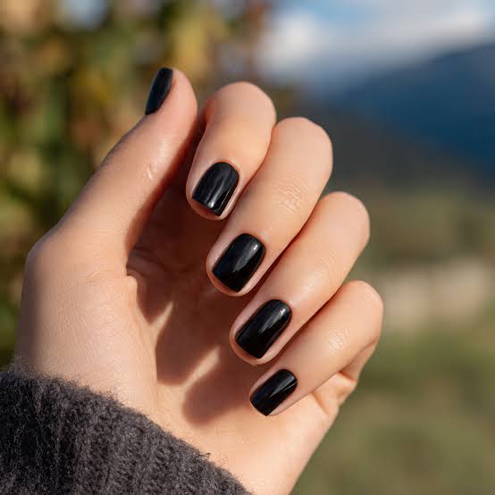 Opaque Glossy Black Short Square Nails, High Gloss Opaque Glossy Black Short Square Nails, High Gloss — Jet Black Nails 2027