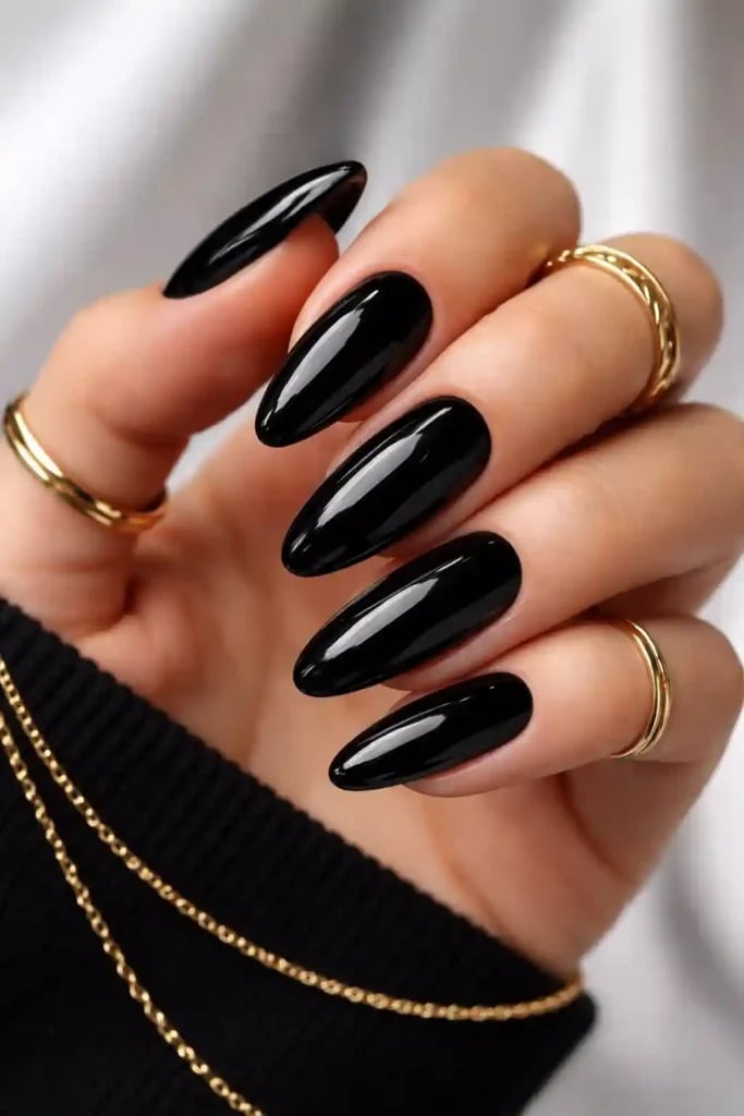 Mirror Gloss Jet Black Medium Almond Nails Mirror Gloss Jet Black Medium Almond Nails — Jet Black Nails 2027