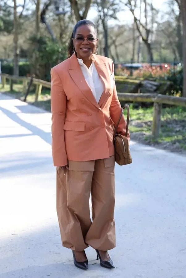 Tan Balloon Trousers With Double-Breasted Blazer Tan Balloon Trousers With Double-Breasted Blazer — Khaki Pants Outfits 2027
