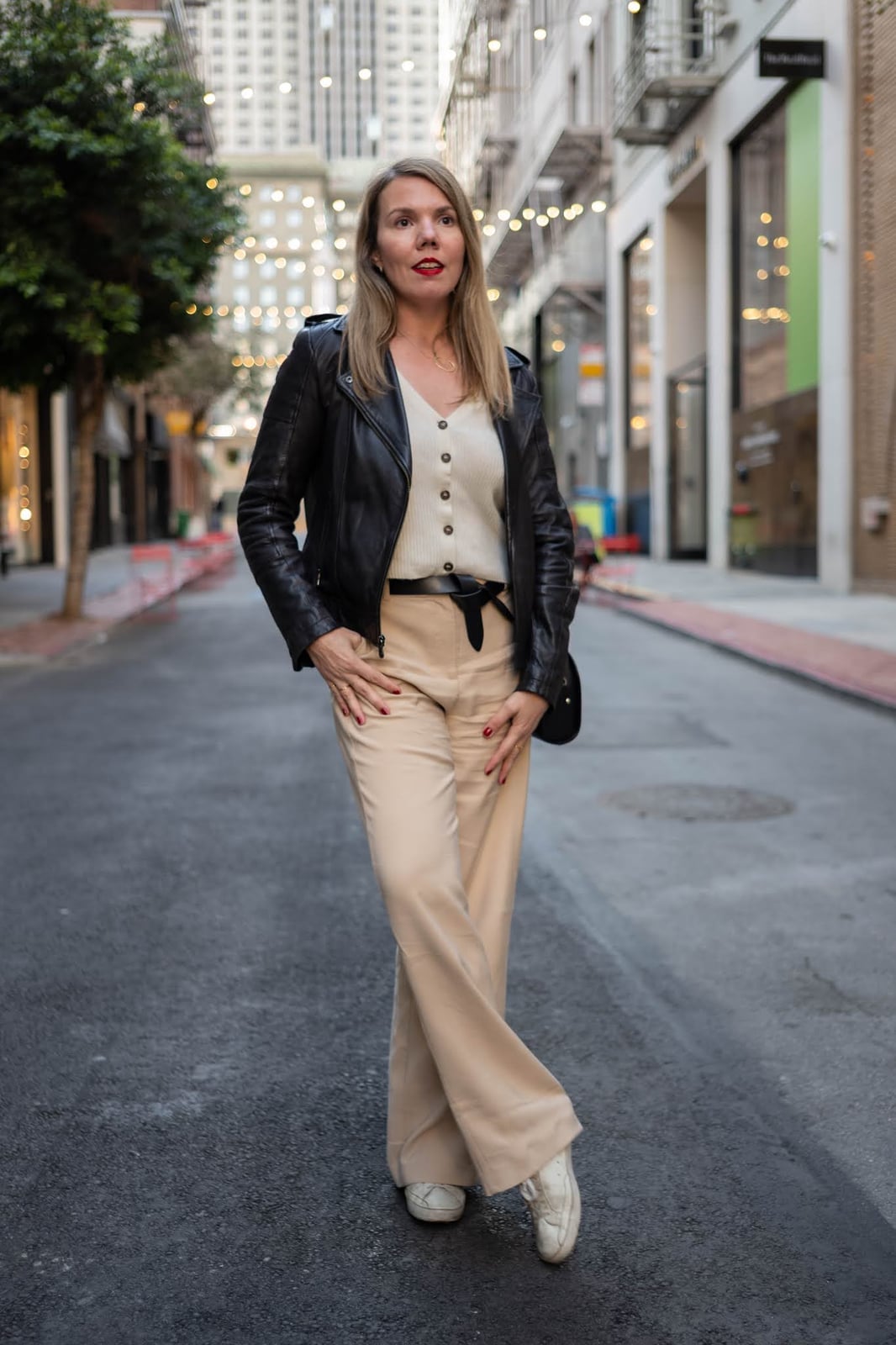Beige Wide-Leg Trousers With Leather Jacket, Close-Up Take Beige Wide-Leg Trousers With Leather Jacket, Close-Up Take — Khaki Pants Outfits 2027