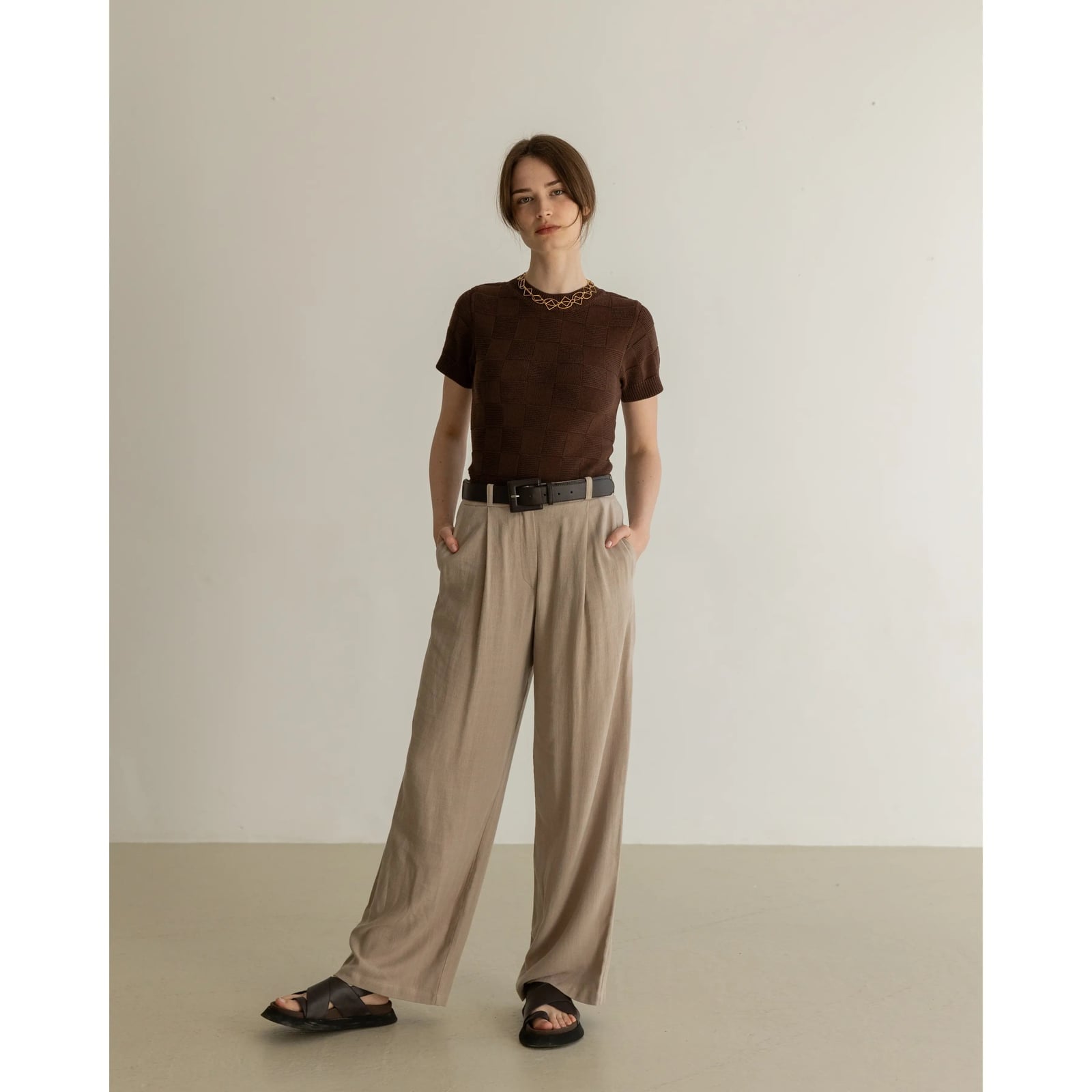 Beige Wide-Leg Trousers With Textured Knit Top, Dark Belt Beige Wide-Leg Trousers With Textured Knit Top, Dark Belt — Khaki Pants Outfits 2027