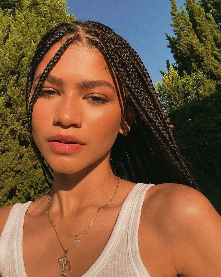 20 Knotless Braids Hairstyles + Tips on Selecting The Right Style – Regirl ✨ 🇬🇧