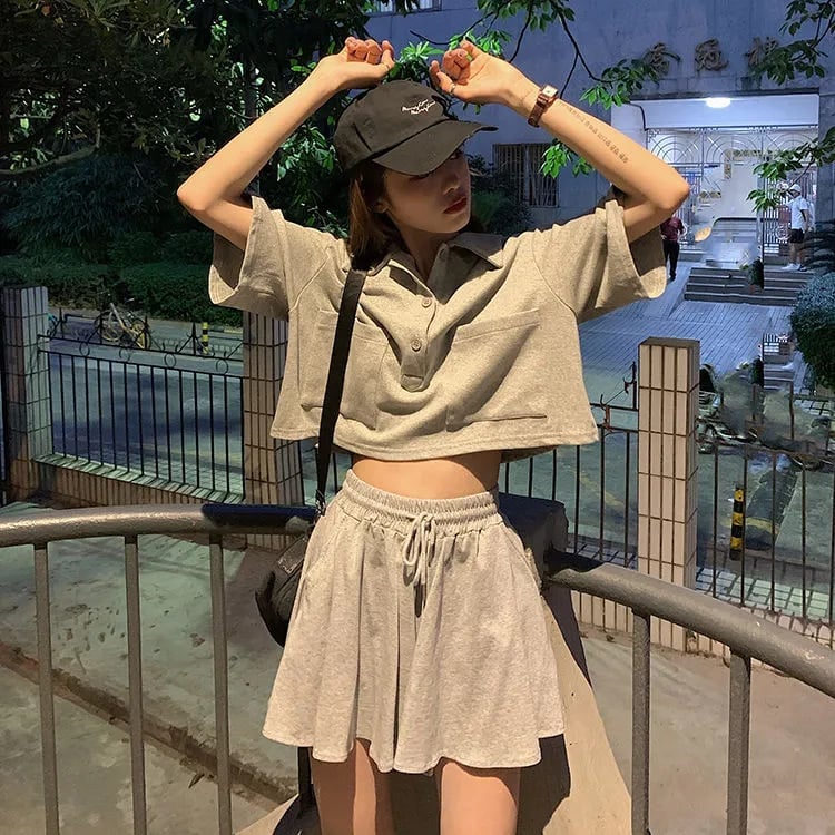 Gray Cropped Polo Shirt and Shorts Set Gray Cropped Polo Shirt and Shorts Set — Korean Streetwear Outfits 2027