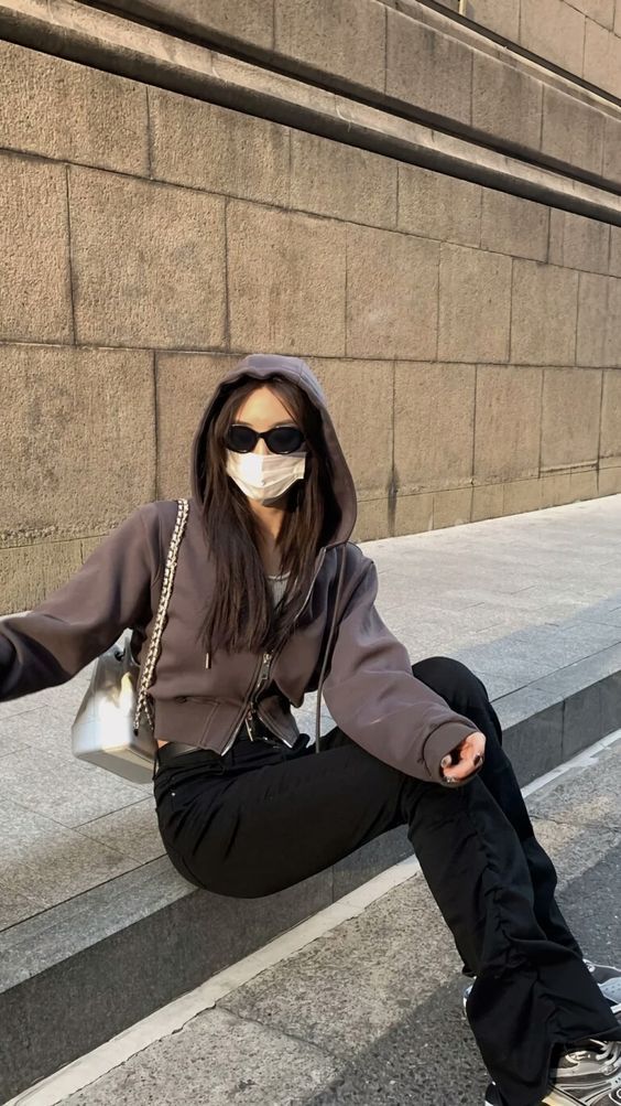Cropped Hoodie With Flared Pants Cropped Hoodie With Flared Pants — Korean Streetwear Outfits 2027