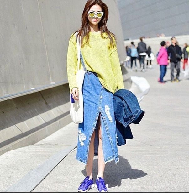 Oversized Sweater With Distressed Denim Midi Skirt Oversized Sweater With Distressed Denim Midi Skirt — Korean Streetwear Outfits 2027