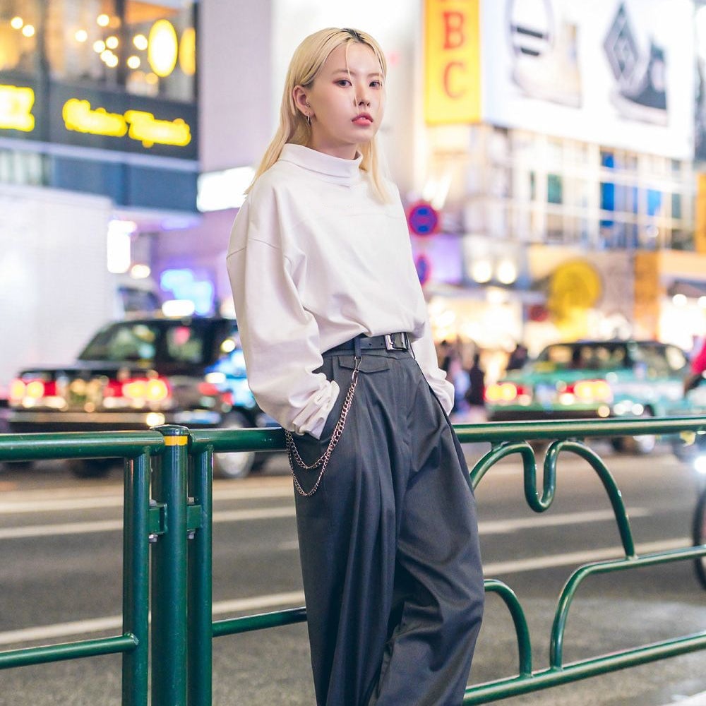 Fitted Turtleneck With Chain Detail Trousers Fitted Turtleneck With Chain Detail Trousers — Korean Streetwear Outfits 2027