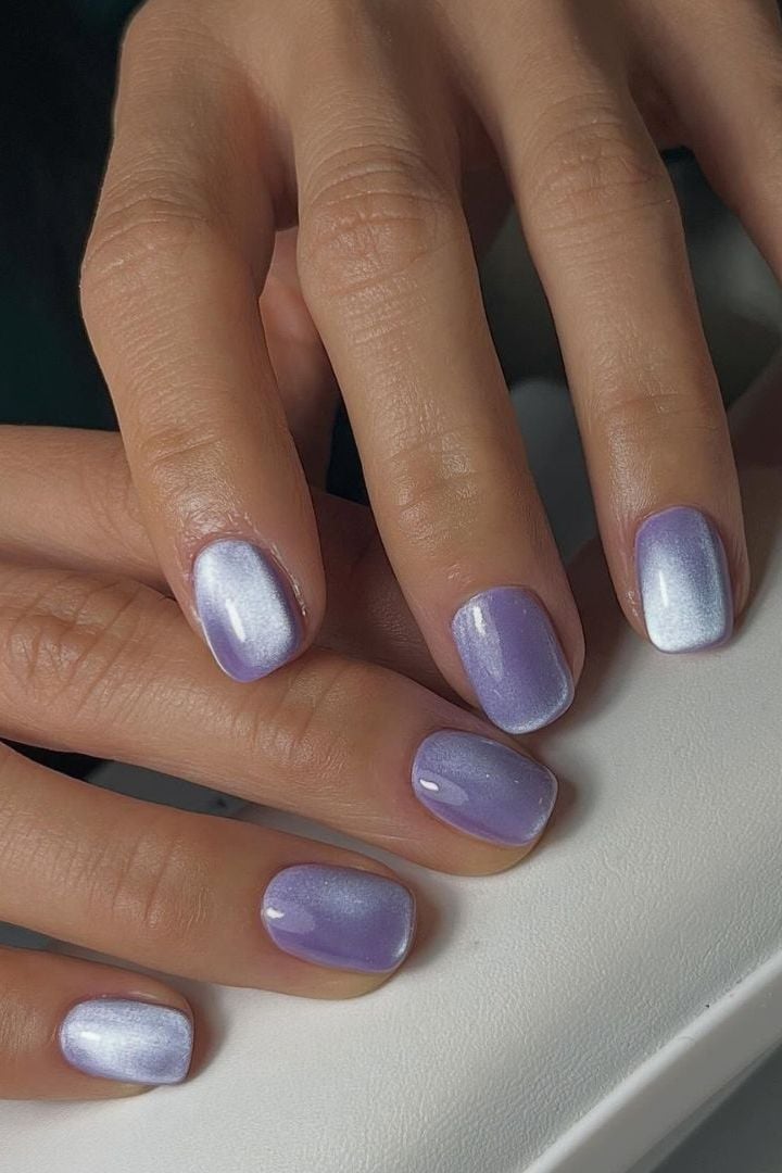 Short Square Milky Lavender Cat-Eye Short Square Milky Lavender Cat-Eye — Lavender Milky Nails 2027