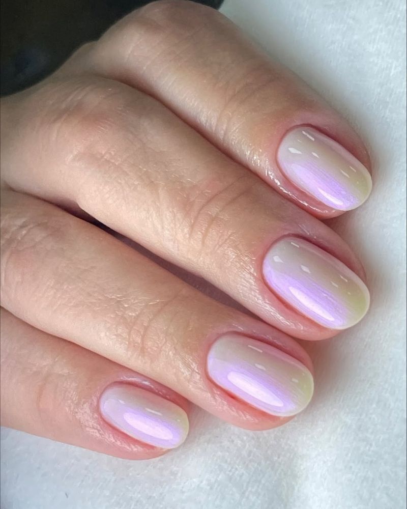 Medium Oval Pale Lavender Iridescent Shimmer Medium Oval Pale Lavender Iridescent Shimmer — Lavender Milky Nails 2027