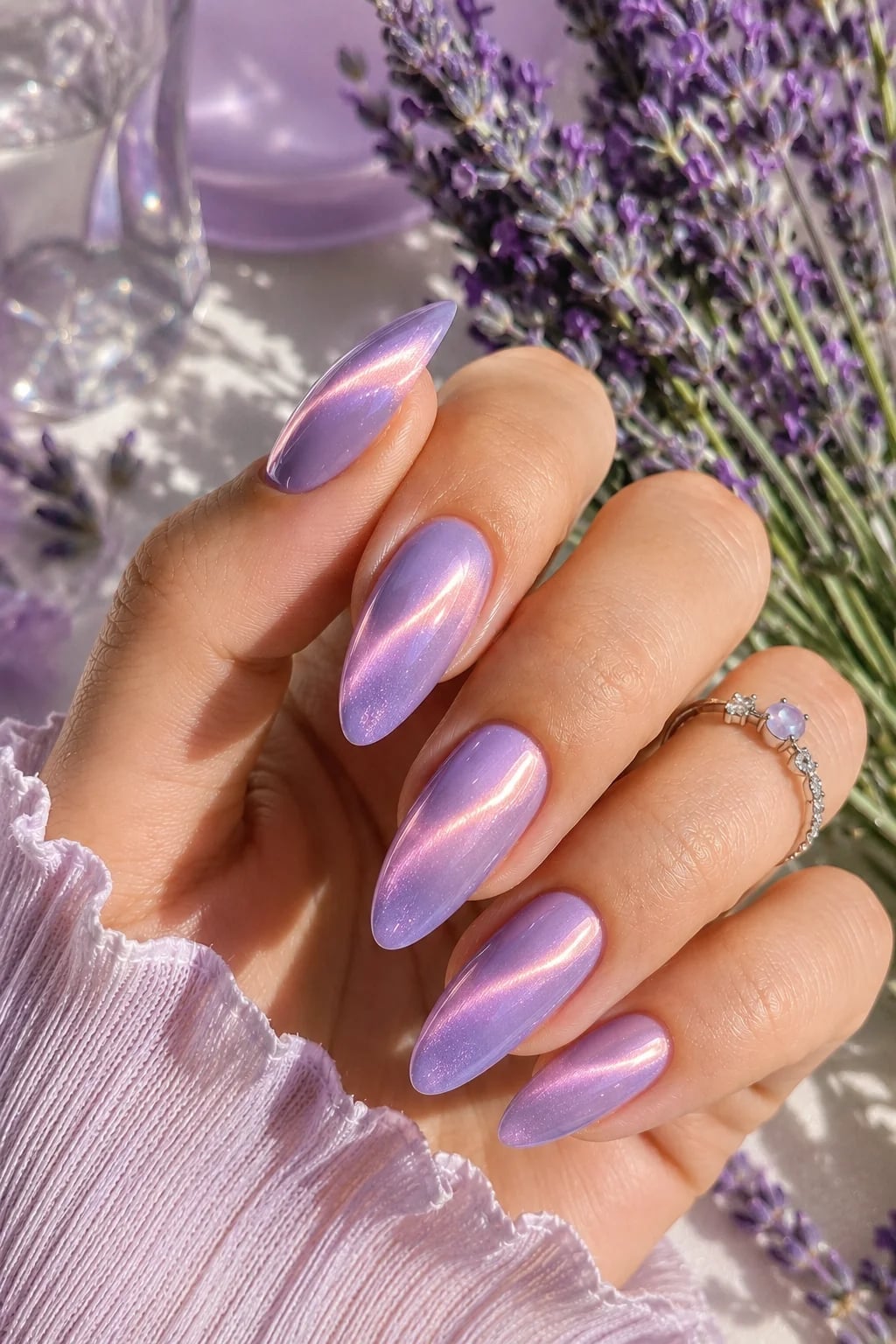 Vibrant Lavender Cat-Eye Almond Nails Vibrant Lavender Cat-Eye Almond Nails — Lavender Pearl Nails 2027