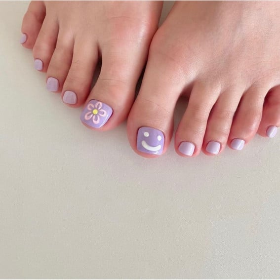 Lavender Toes With Flower and Smiley Face Art Lavender Toes With Flower and Smiley Face Art — Lavender Toe Nails 2027