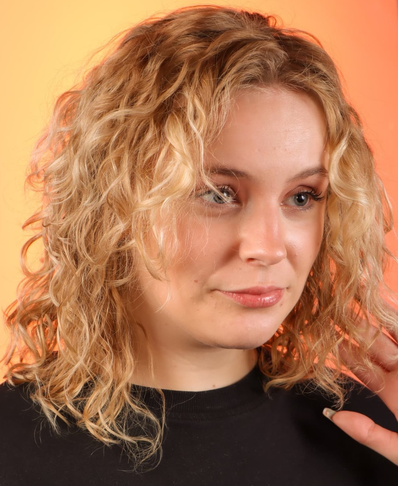 Shoulder Length Honey Blonde With Blowout Shoulder Length Honey Blonde With Blowout — Loose Perm 2027