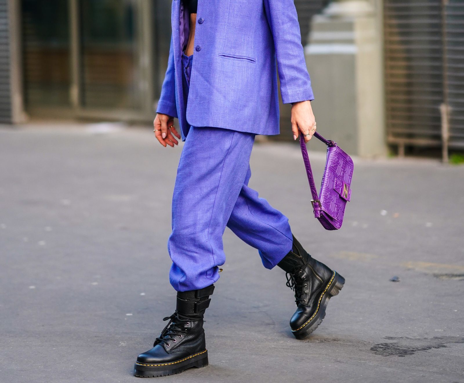 Monochromatic Power: Dr. Martens Boots with a Linen-Blend Suit Monochromatic Power: Dr. Martens Boots with a Linen-Blend Suit — Doc Martens Outfits 2027