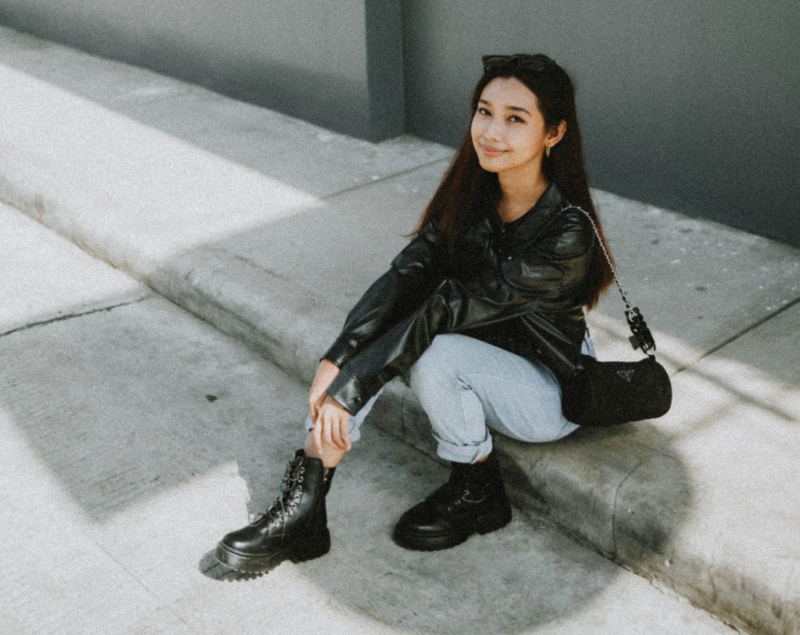 Classic Combination: Dr. Martens Boots with Leather Jacket and Cuffed Jeans Classic Combination: Dr. Martens Boots with Leather Jacket and Cuffed Jeans — Doc Martens Outfits 2027