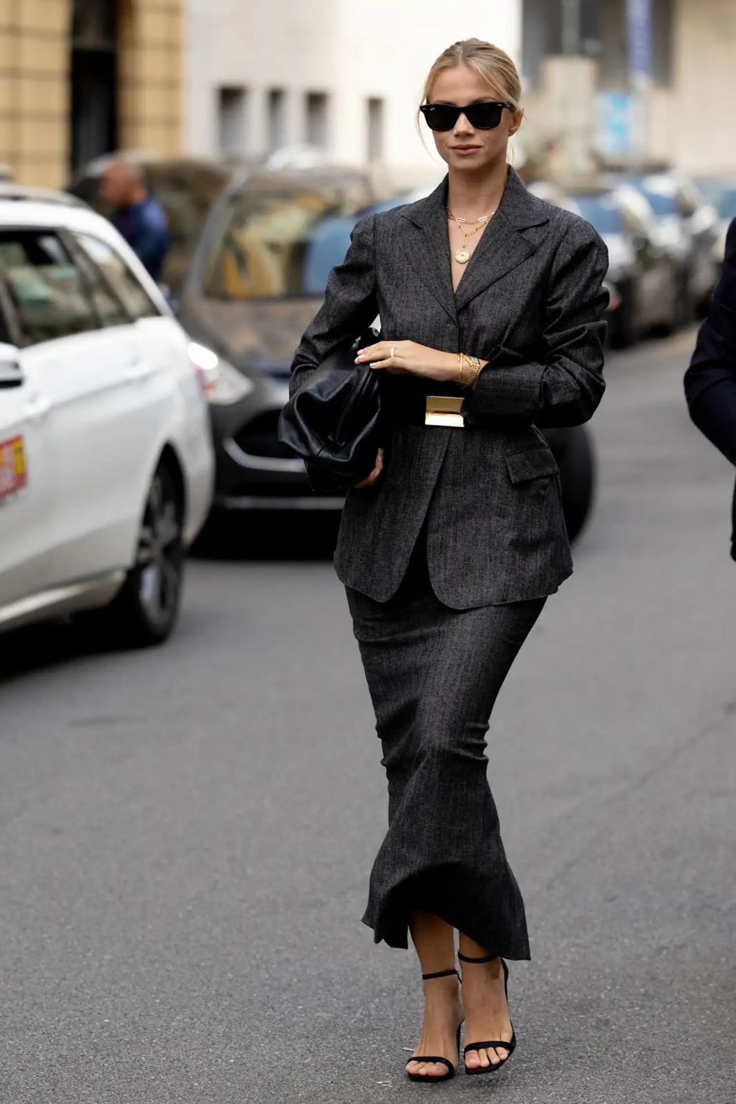 Oversized Grey Suit with Pencil Skirt for a Modern Birthday Oversized Grey Suit with Pencil Skirt for a Modern Birthday — Birthday Outfits 2027