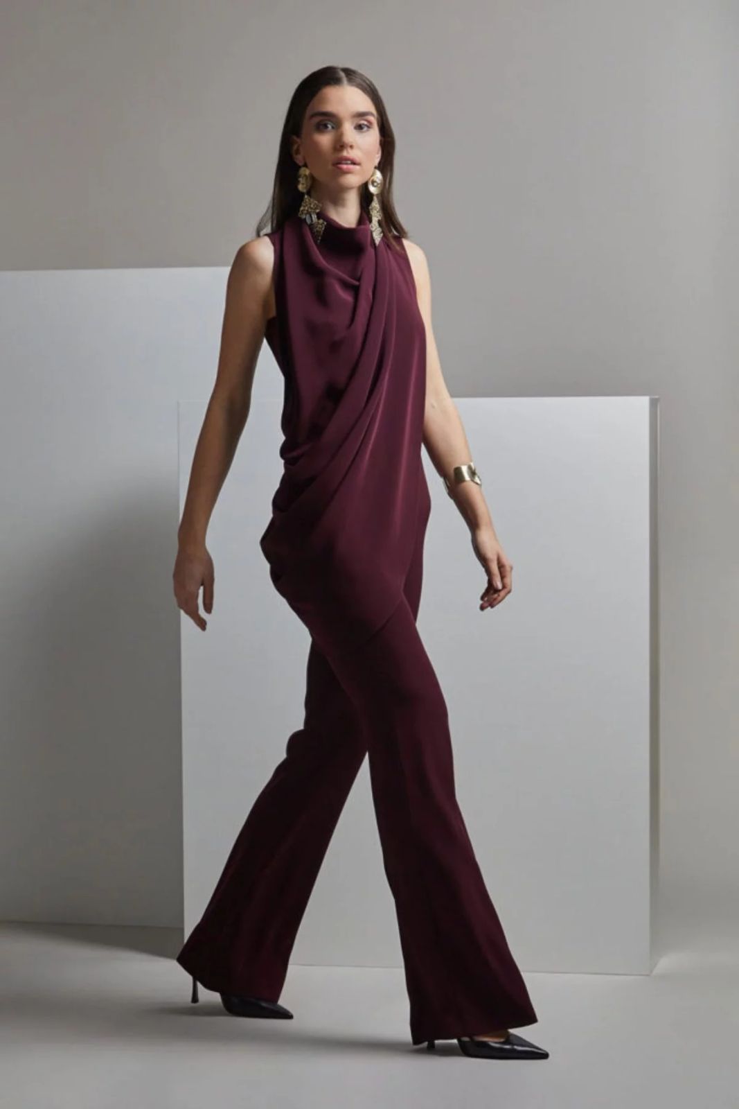 Burgundy Sleeveless Jumpsuit with Draped Cowl Neck for Formal Events Burgundy Sleeveless Jumpsuit with Draped Cowl Neck for Formal Events — Jumpsuit Outfits 2027