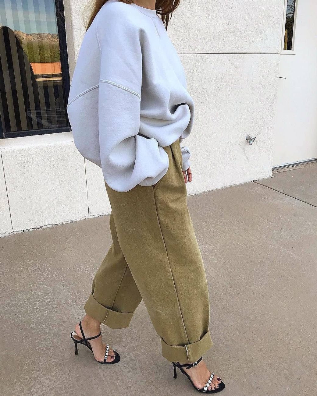 Light Grey Oversized Sweatshirt with Olive Trousers Light Grey Oversized Sweatshirt with Olive Trousers — Oversized Sweater Outfits 2027