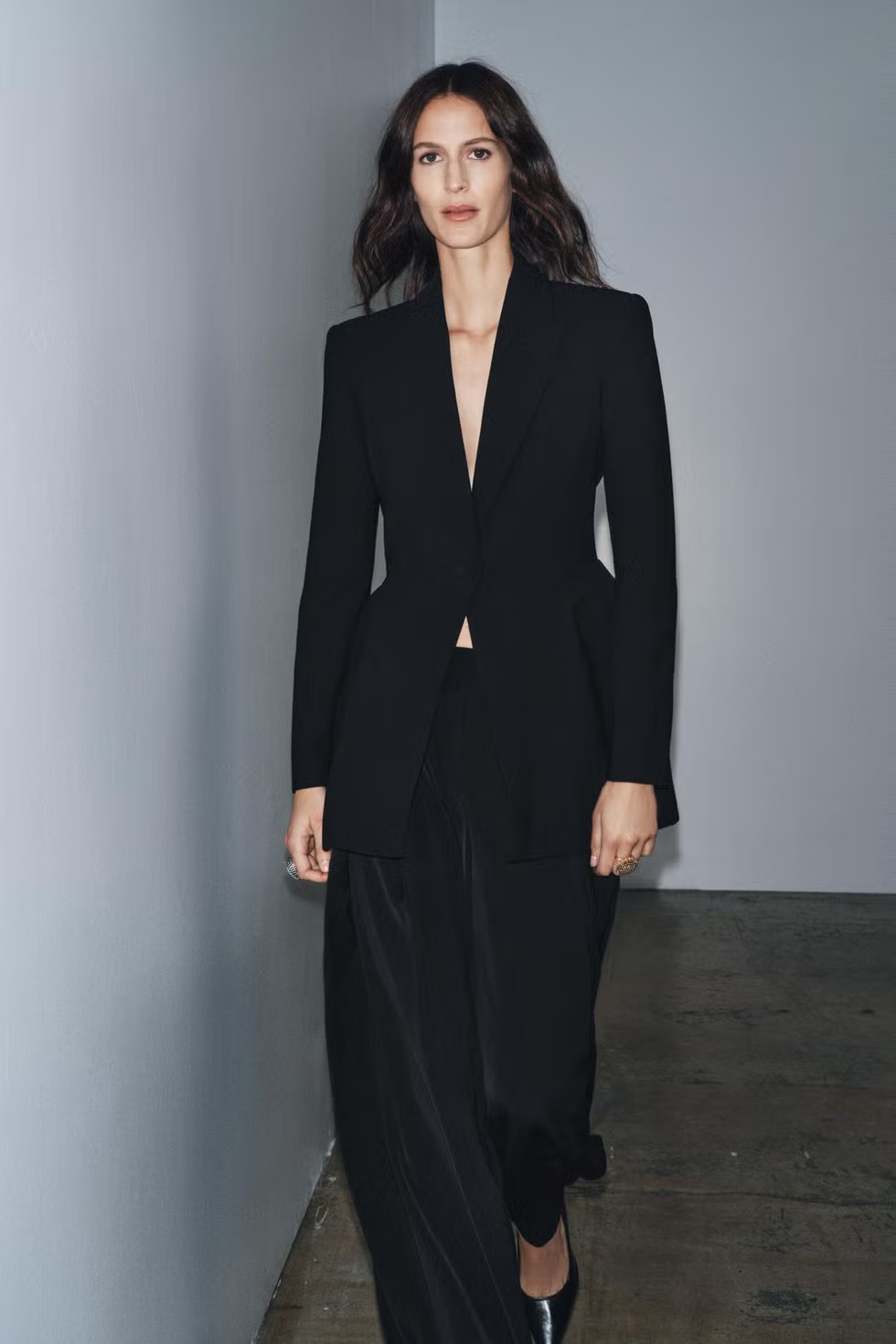 Black Blazer with Peplum Detail and Wide-Leg Trousers — Fitted Blazer Outfits 2027