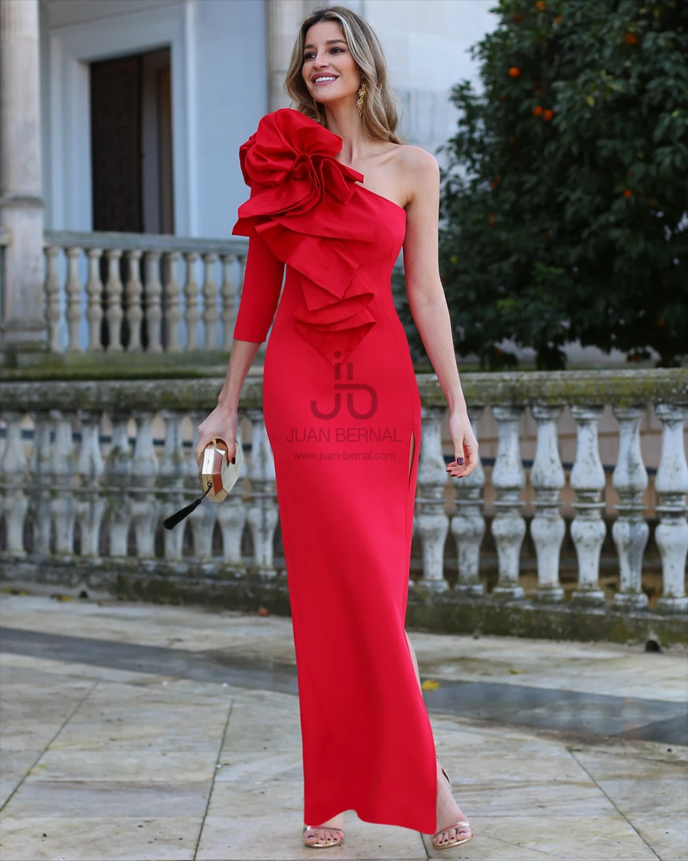 Red Sleeveless Dress with Plunging Neckline and Thigh Slit Red Sleeveless Dress with Plunging Neckline and Thigh Slit — Red Prom Dresses 2027
