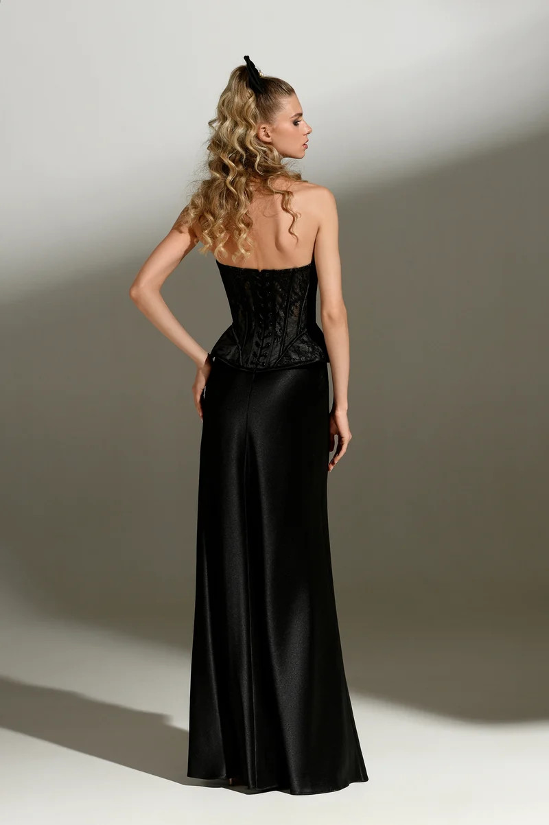 Black Strapless Lace Corset Dress with Flowing A-Line Skirt Black Strapless Lace Corset Dress with Flowing A-Line Skirt — Corset Prom Dresses 2027