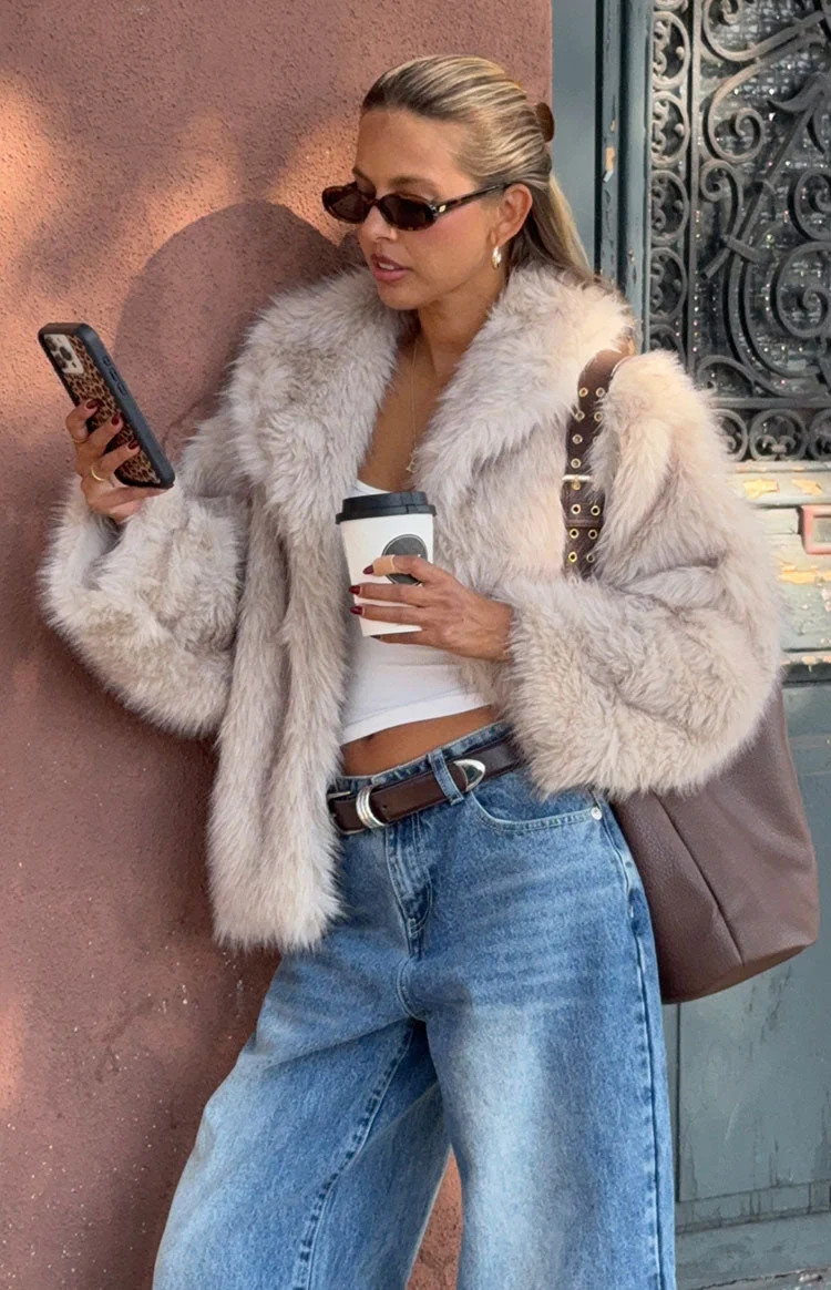 Cream Faux Fur Jacket with Tank Top and Blue Jeans Cream Faux Fur Jacket with Tank Top and Blue Jeans — Faux Fur Outfits 2027