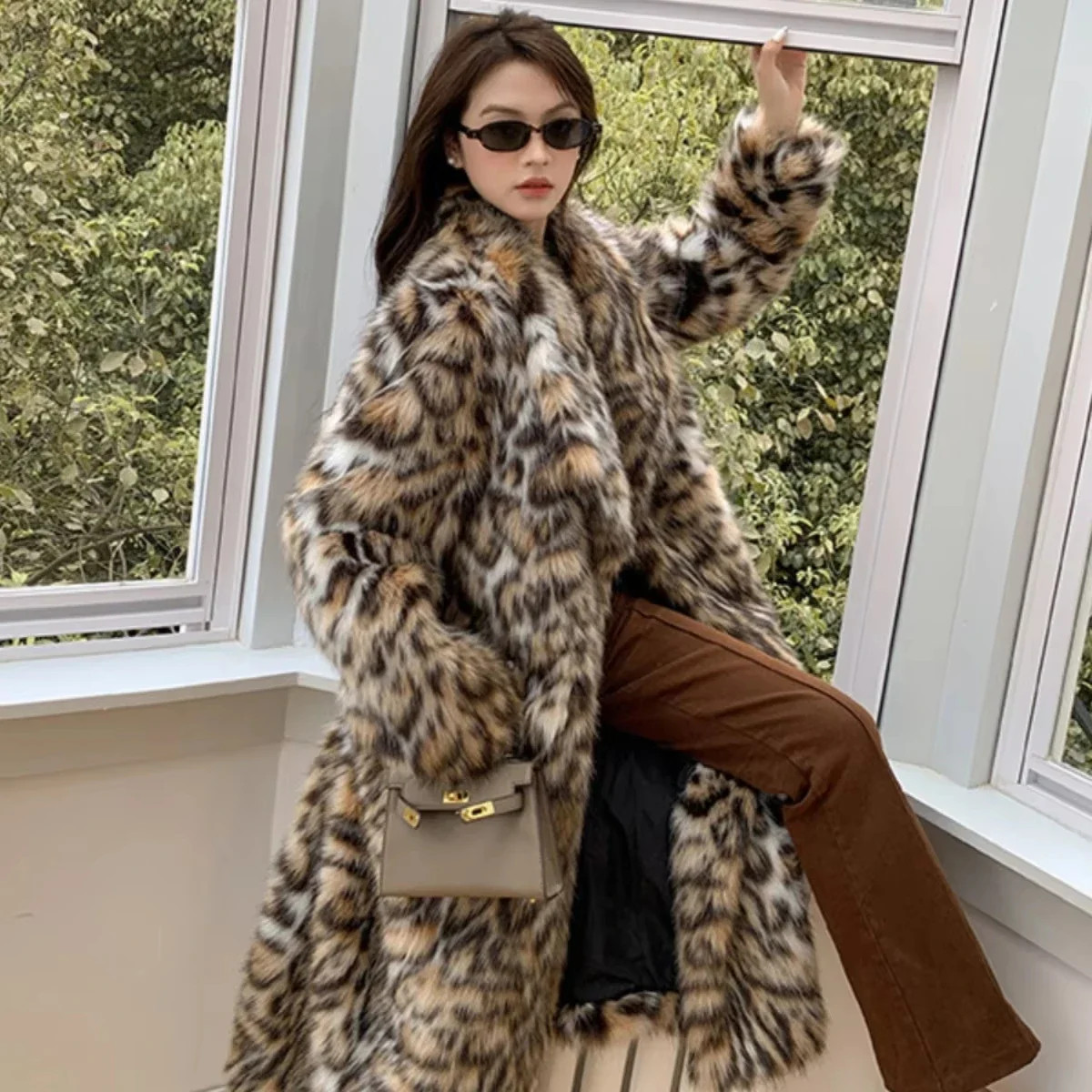 Leopard Print Faux Fur Coat Statement Piece Leopard Print Faux Fur Coat Statement Piece — Faux Fur Outfits 2027