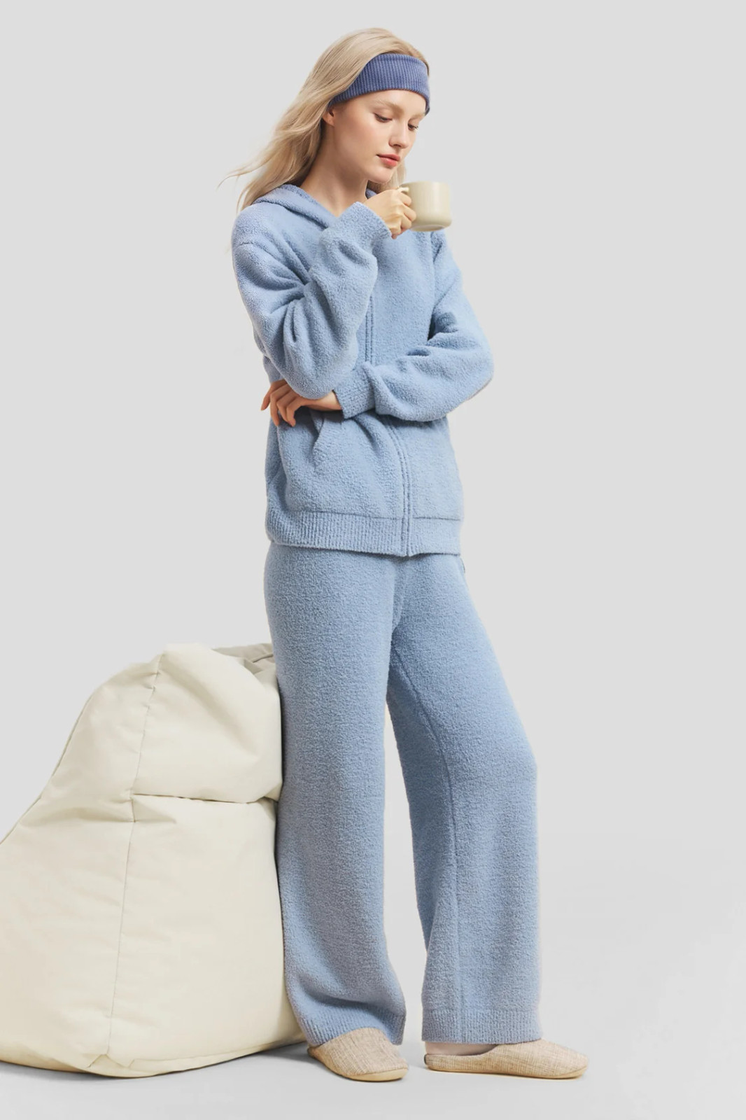 Light Blue Fleece Loungewear Set for Cozy Comfort Light Blue Fleece Loungewear Set for Cozy Comfort — Fleece Outfits 2027
