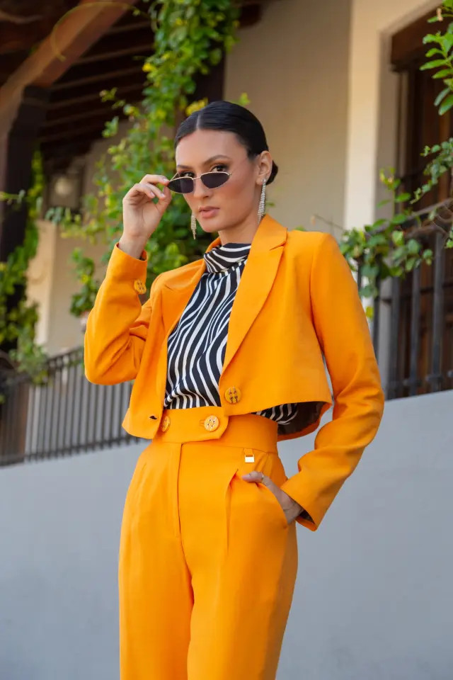 Pointed Toe Heels Outfit Idea Pointed Toe Heels Outfit Idea — Outfits 2027 for Short Women