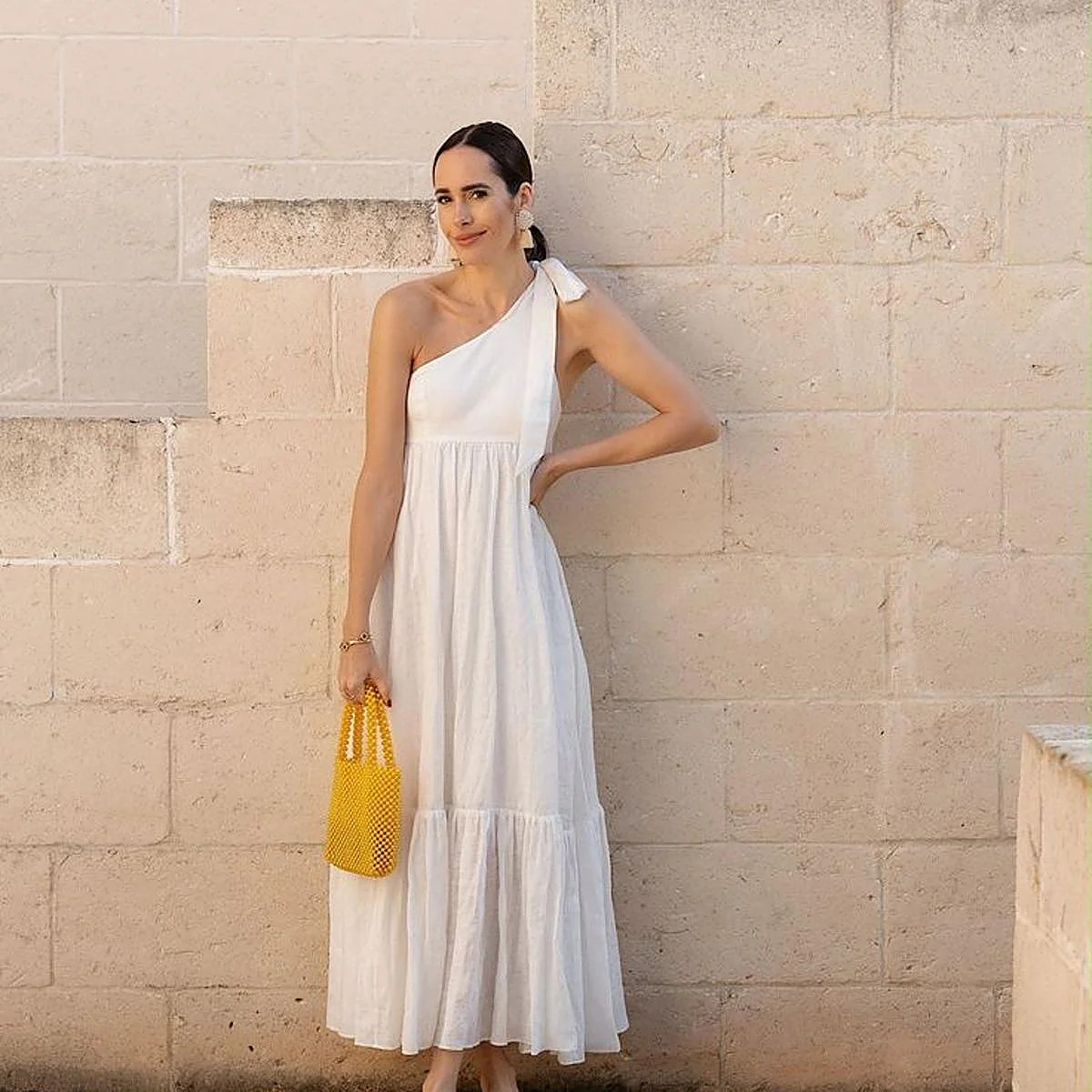 White Linen One-Shoulder Dress with Bow Detail White Linen One-Shoulder Dress with Bow Detail — Off the Shoulder Dresses 2027