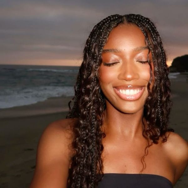 Mid-Back Visual Idea Mid-Back Visual Idea — Vacation Braids 2027