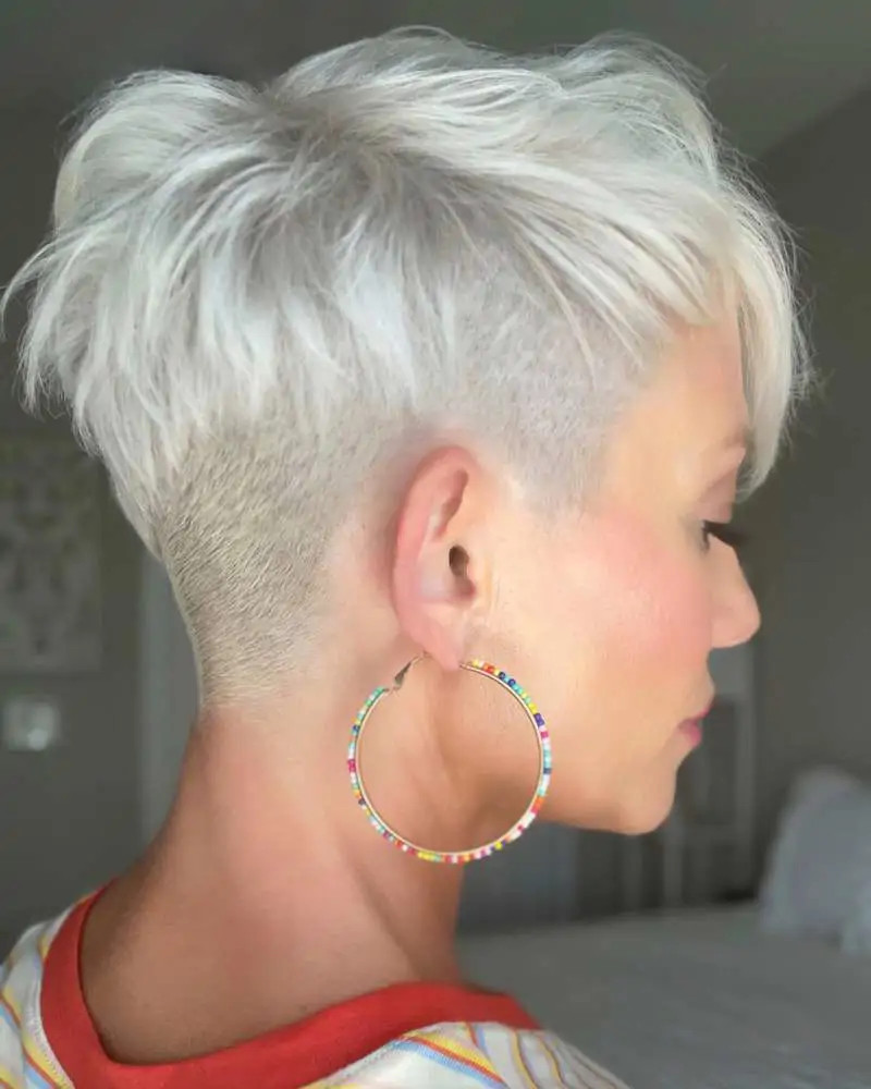 Silver Grey Wispy Undercut Crop Silver Grey Wispy Undercut Crop — Undercut Pixie 2027