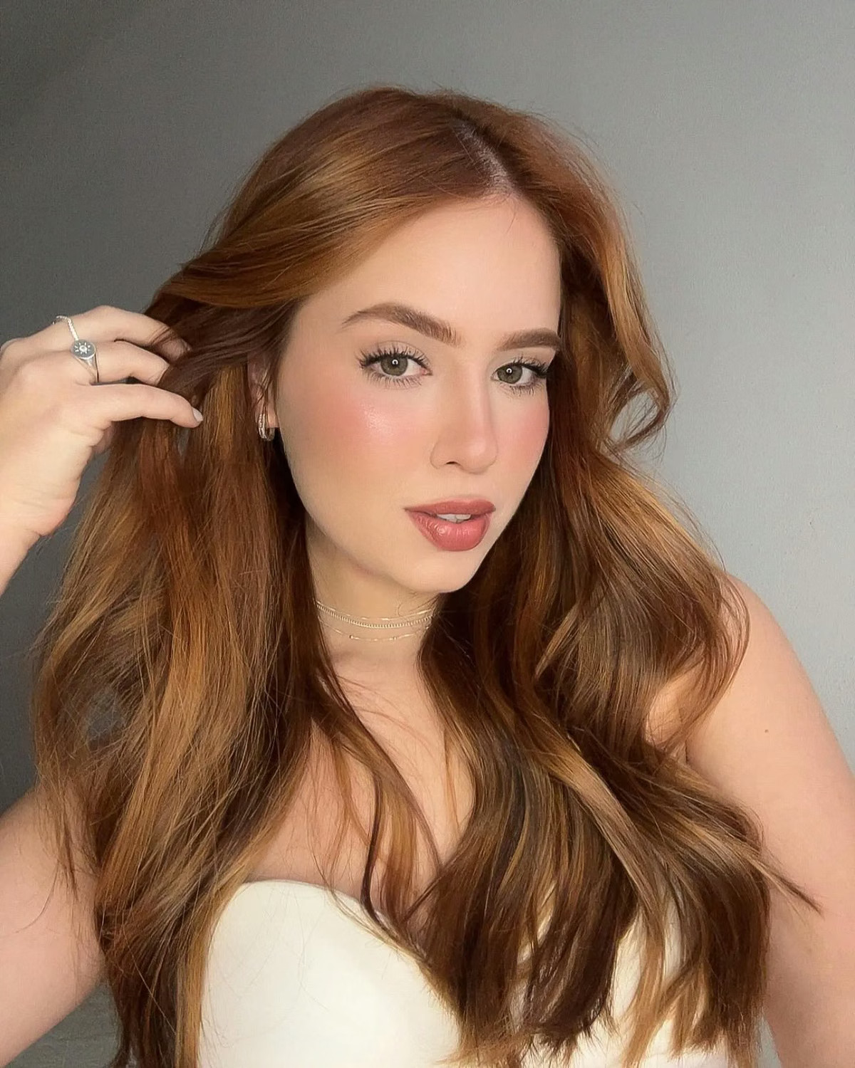 Mid-Back Layers With Caramel Highlights Mid-Back Layers With Caramel Highlights — Hair Color 2027 for Brown Eyes
