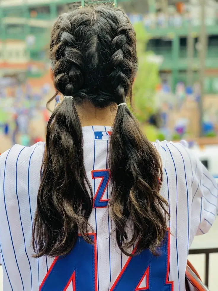 Visual Idea — The Braids Are Thick And Well-Defined Visual Idea — The Braids Are Thick And Well-Defined — Running Hairstyles 2027
