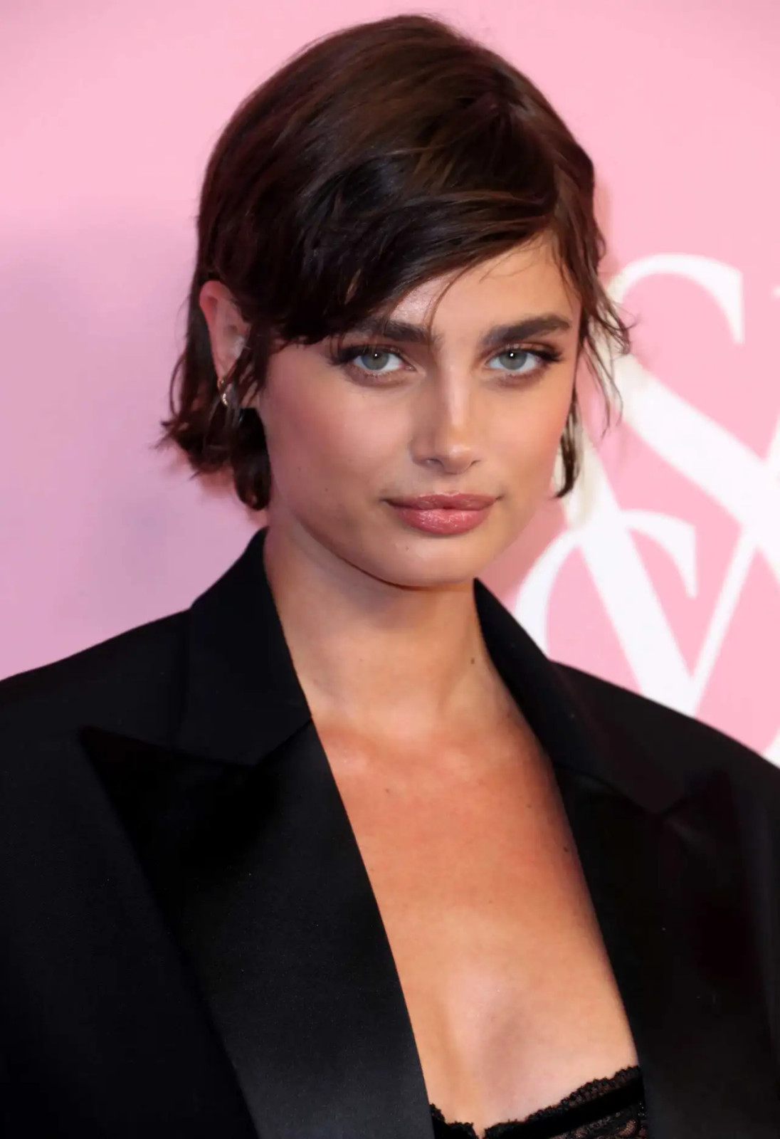 Ear Length Visual Idea — Bixie Haircut 2027