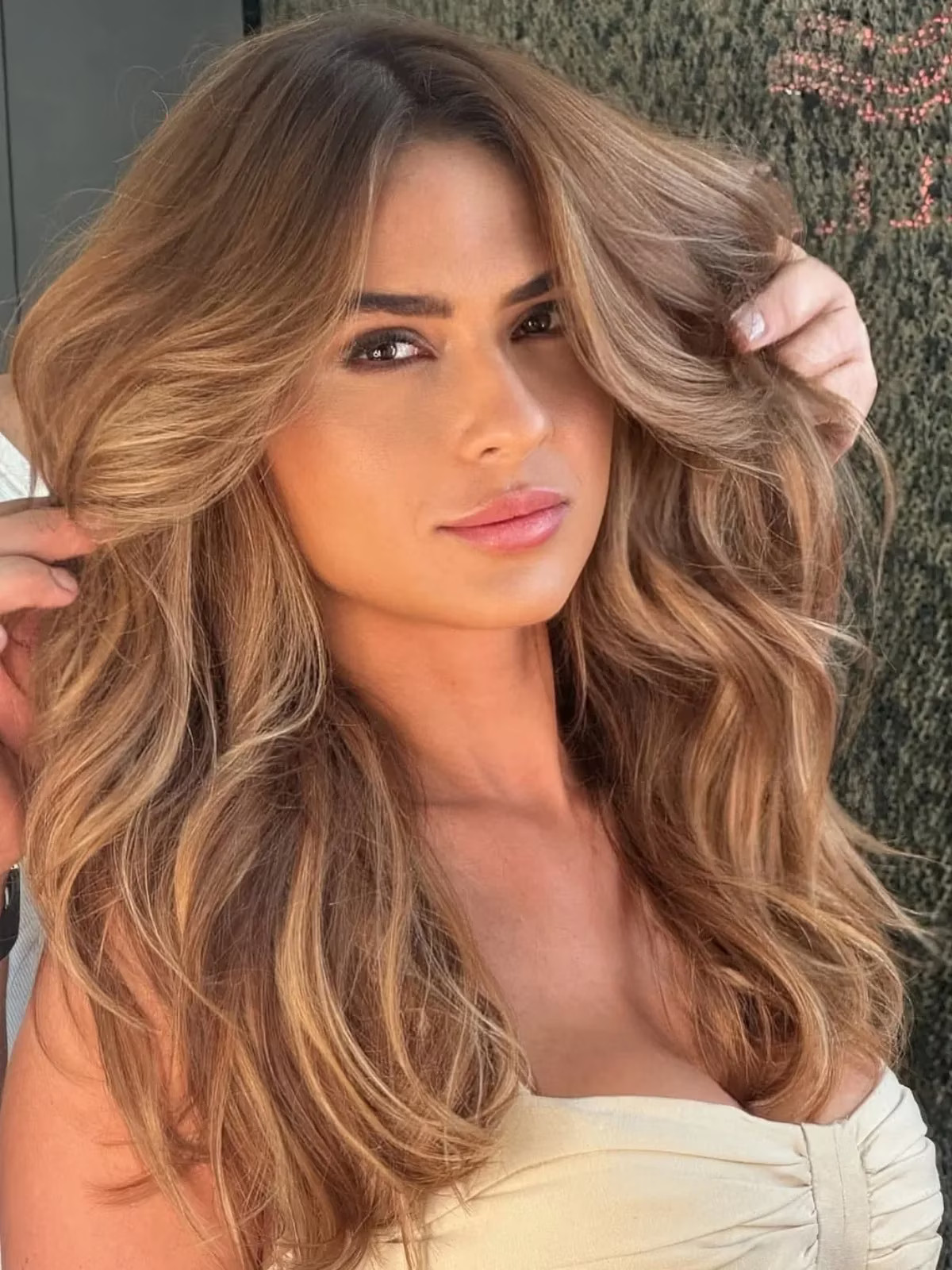 Layers Visual Idea — Golden Blonde 2027